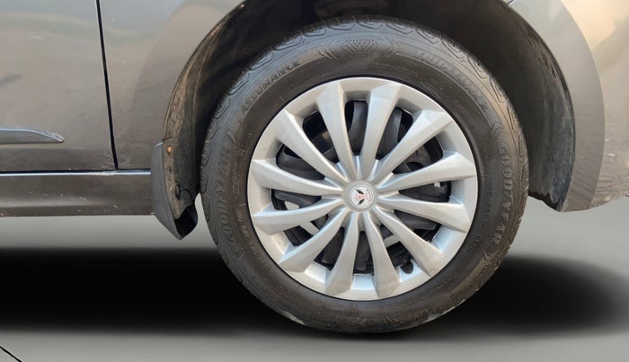 2022 Tata TIGOR XZ PLUS CNG, CNG, Manual, 55,761 km, Right Front Wheel