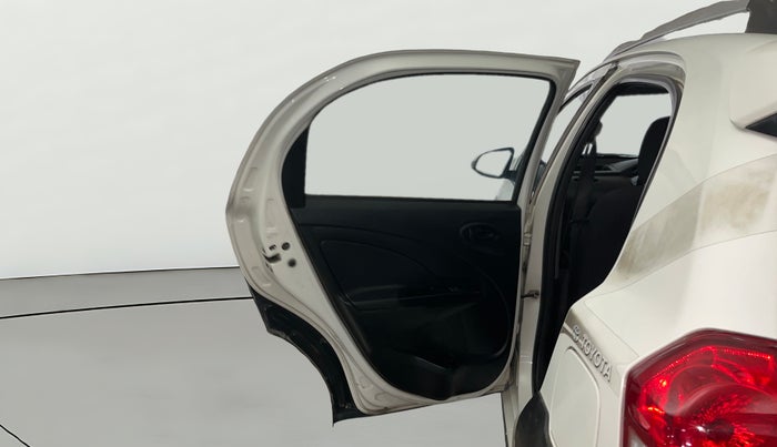 2014 Toyota Etios CROSS 1.2 G, Petrol, Manual, 63,797 km, LHS Rear Door