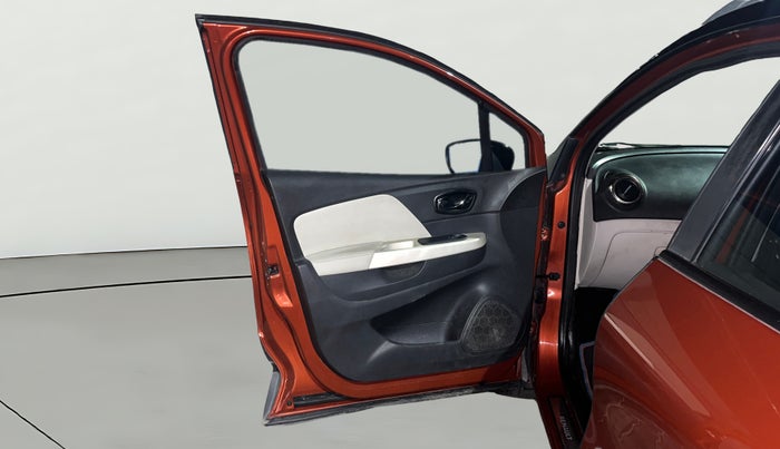 2018 Renault Captur PLATINE DIESEL , Diesel, Manual, 51,071 km, LHS Front Door