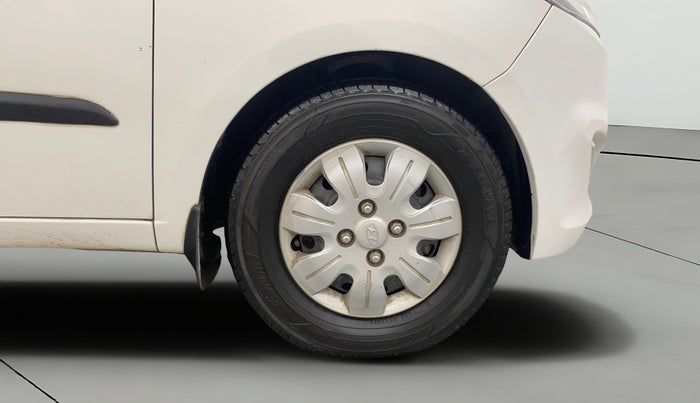 2014 Hyundai i10 SPORTZ 1.1, Petrol, Manual, 57,816 km, Right Front Wheel