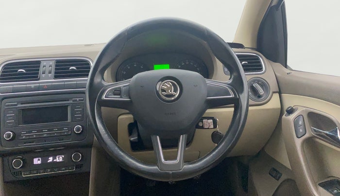 2014 Skoda Rapid ELEGANCE 1.6 MPI MT, Petrol, Manual, 1,07,359 km, Steering Wheel Close Up