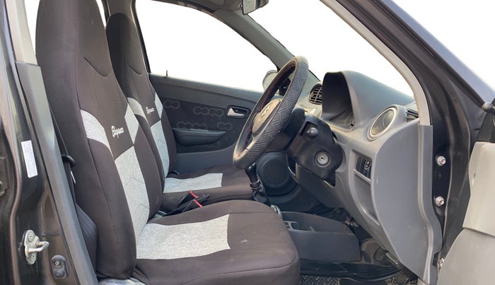 2015 Maruti Alto 800 VXI, Petrol, Manual, 89,234 km, Right Side Front Door Cabin