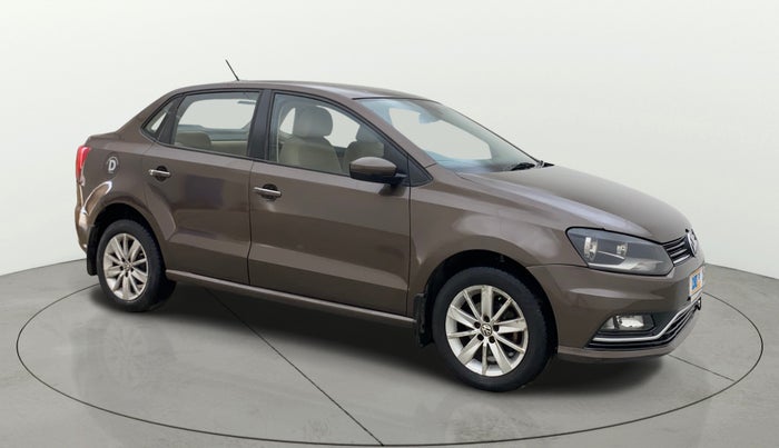 2016 Volkswagen Ameo HIGHLINE PLUS 1.5L AT 16 ALLOY, Diesel, Automatic, 1,32,884 km, Right Front Diagonal
