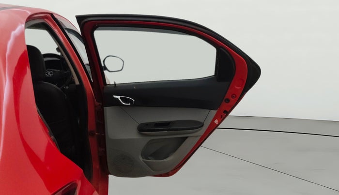 2020 Tata Tiago XZ PETROL, Petrol, Manual, 43,707 km, RHS Rear Door