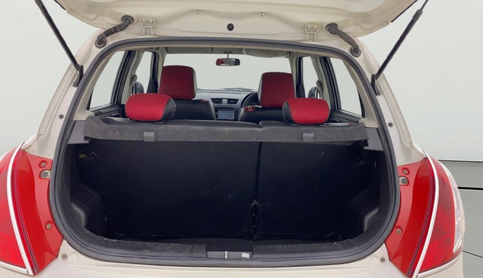 2016 Maruti Swift VXI, Petrol, Manual, 1,10,435 km, Boot Open Zoomed View
