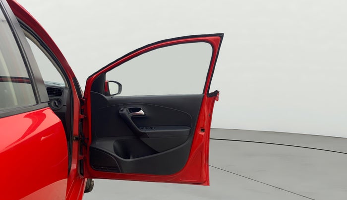 2016 Volkswagen Polo COMFORTLINE 1.2L, Petrol, Manual, 36,599 km, RHS Front Door