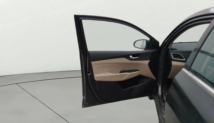 2019 Hyundai Verna 1.6 VTVT SX, Petrol, Manual, 49,243 km, LHS Front Door