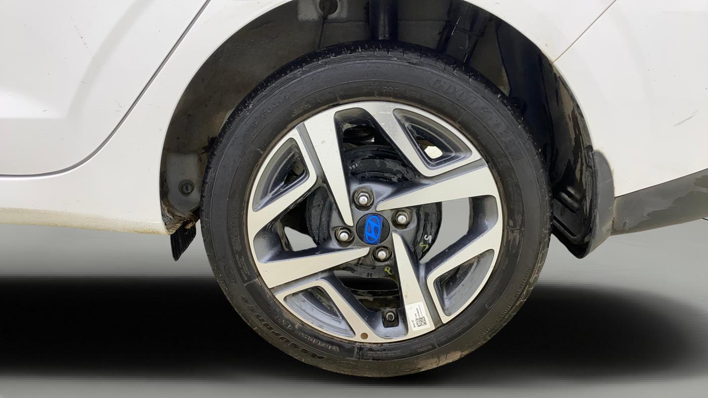 2024 Hyundai AURA SX 1.2 (O), Petrol, Manual, 9,239 km, Left Rear Wheel