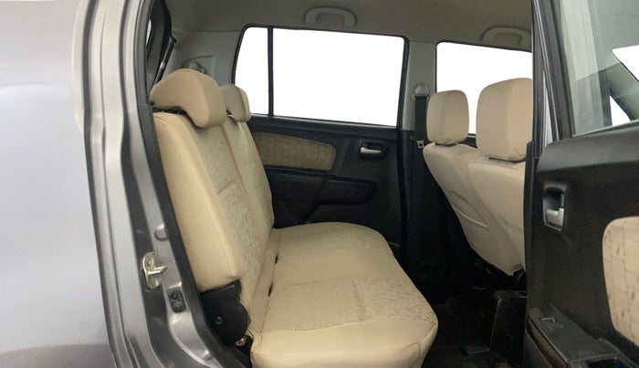 2017 Maruti Wagon R 1.0 VXI, CNG, Manual, 79,188 km, Right Side Rear Door Cabin