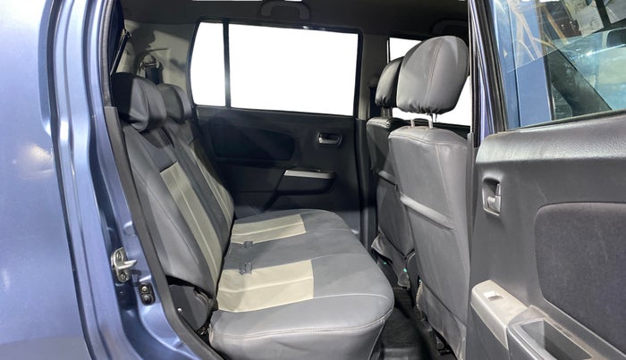 2012 Maruti Wagon R 1.0 VXI, Petrol, Manual, 30,027 km, Right Side Rear Door Cabin
