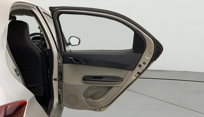 2019 Tata Tiago XM PETROL, CNG, Manual, 74,800 km, RHS Rear Door