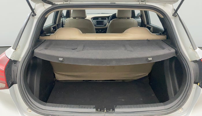 2019 Hyundai Elite i20 SPORTZ PLUS 1.2, Petrol, Manual, 72,454 km, Boot Open Zoomed View