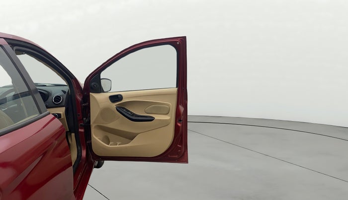 2016 Ford Figo Aspire TREND 1.2 PETROL, Petrol, Manual, 92,931 km, RHS Front Door