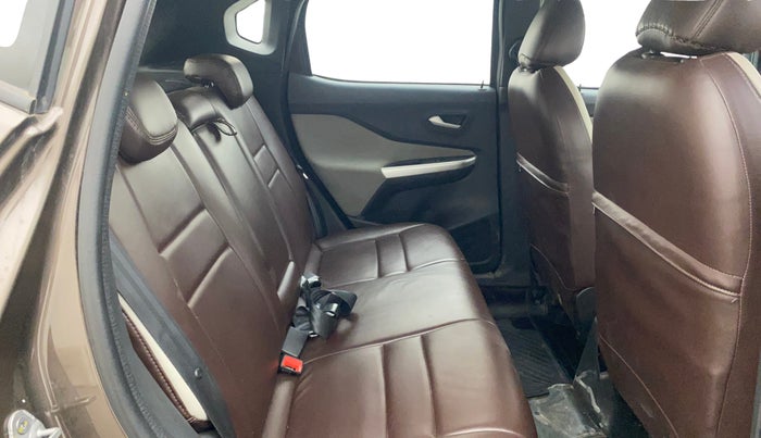 2023 Nissan MAGNITE XV MT, Petrol, Manual, 17,839 km, Right Side Rear Door Cabin