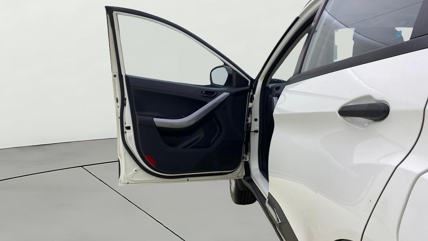 2022 Tata NEXON XMA SUNROOF PETROL, Petrol, Automatic, 14,378 km, LHS Front Door