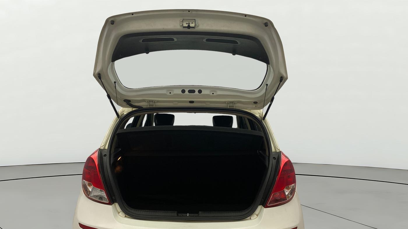 2013 Hyundai i20 MAGNA (O) 1.2, Petrol, Manual, 61,150 km, Boot Door Open