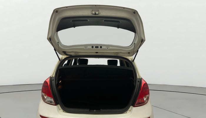 2013 Hyundai i20 MAGNA (O) 1.2, Petrol, Manual, 61,150 km, Boot Door Open