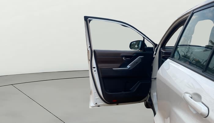 2023 Toyota INNOVA HYCROSS VX HYBRID 7 STR, Hybrid, Automatic, 59,352 km, LHS Front Door
