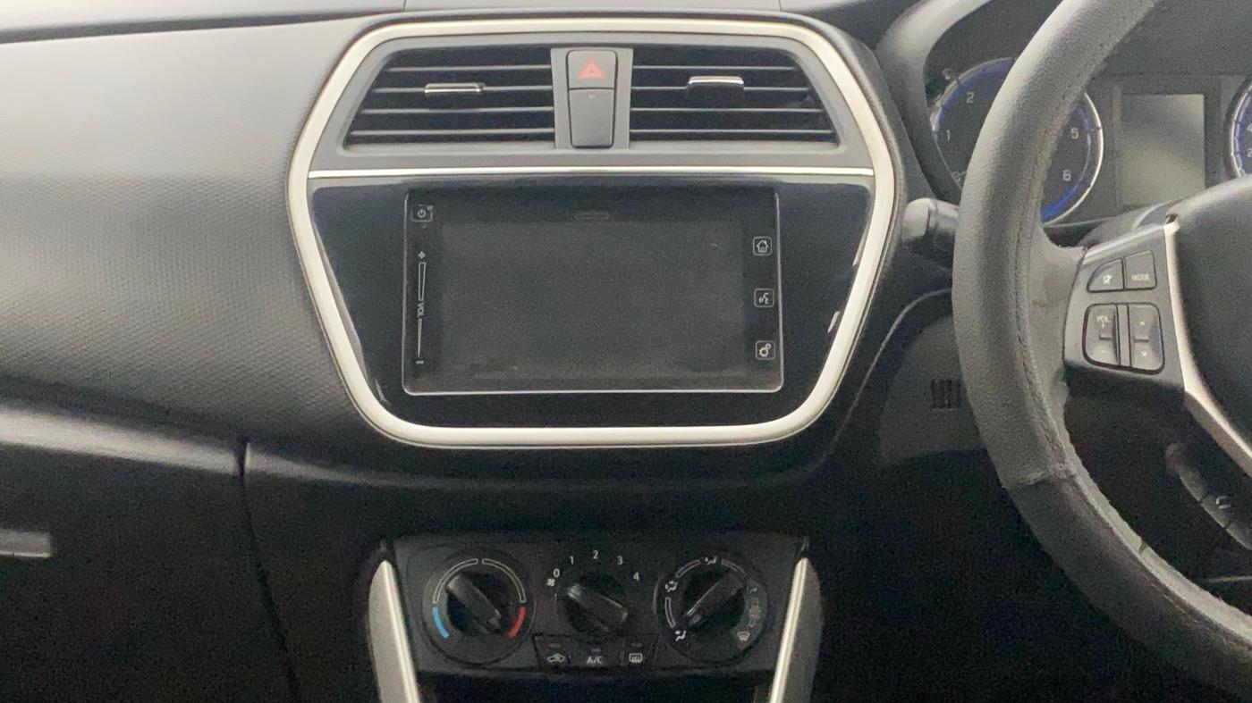2015 Maruti S Cross ZETA 1.6, Diesel, Manual, 1,00,581 km, Air Conditioner