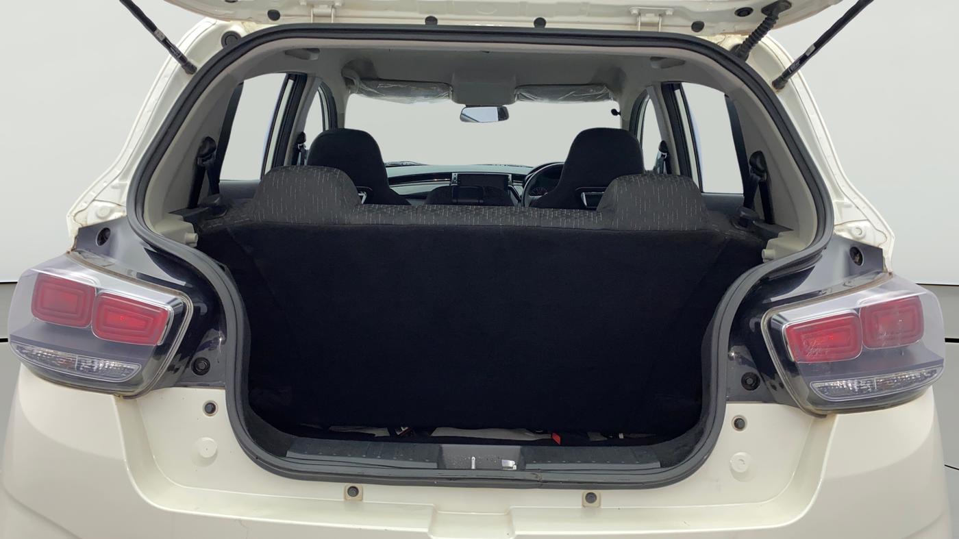 2018 Mahindra KUV 100 NXT K4+ P 6 STR, Petrol, Manual, 22,715 km, Boot Open Zoomed View