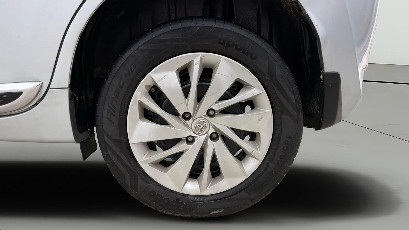 2023 Toyota Glanza S, Petrol, Manual, 77,184 km, Left Rear Wheel