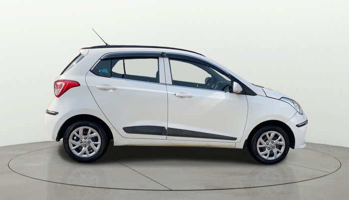 2018 Hyundai Grand i10 SPORTZ 1.2 KAPPA VTVT, Petrol, Manual, 37,122 km, Right Side View