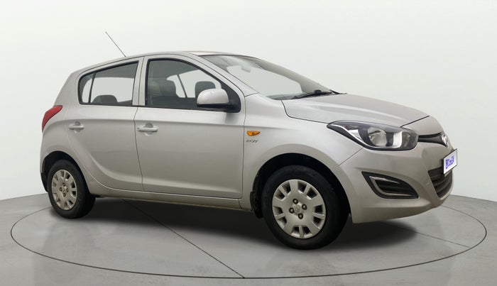 2013 Hyundai i20 MAGNA 1.2, Petrol, Manual, 33,491 km, Right Front Diagonal