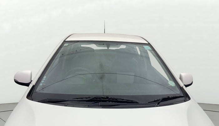 2013 Hyundai i20 MAGNA 1.2, Petrol, Manual, 73,411 km, Front Windshield