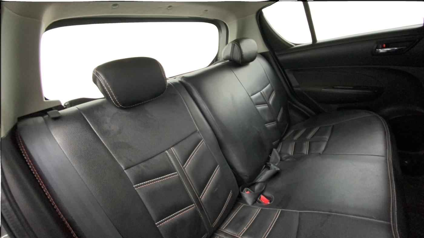 2017 Maruti Swift ZXI, Petrol, Manual, 40,771 km, Right Side Rear Door Cabin