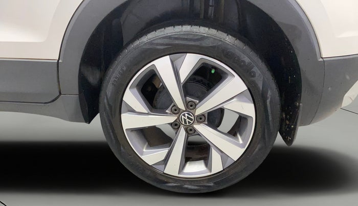 2021 Volkswagen TAIGUN TOPLINE 1.0 TSI MT, Petrol, Manual, 91,658 km, Left Rear Wheel