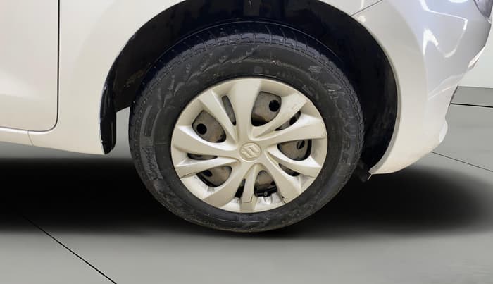 2020 Maruti Swift VXI, Petrol, Manual, 50,308 km, Right Front Wheel
