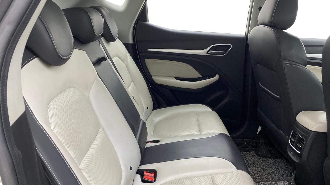 2022 MG ASTOR SHARP 1.5 CVT, Petrol, Automatic, 32,854 km, Right Side Rear Door Cabin
