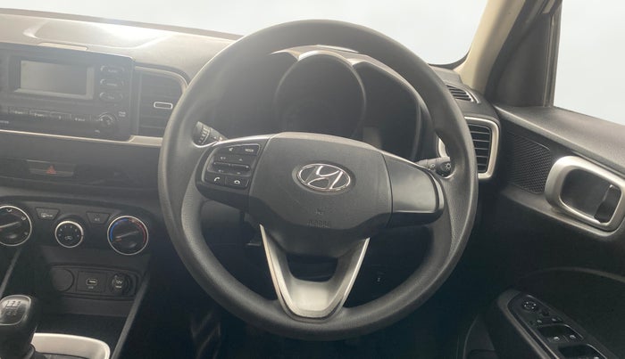 2020 Hyundai VENUE S 1.2, Petrol, Manual, 96,870 km, Steering Wheel Close Up