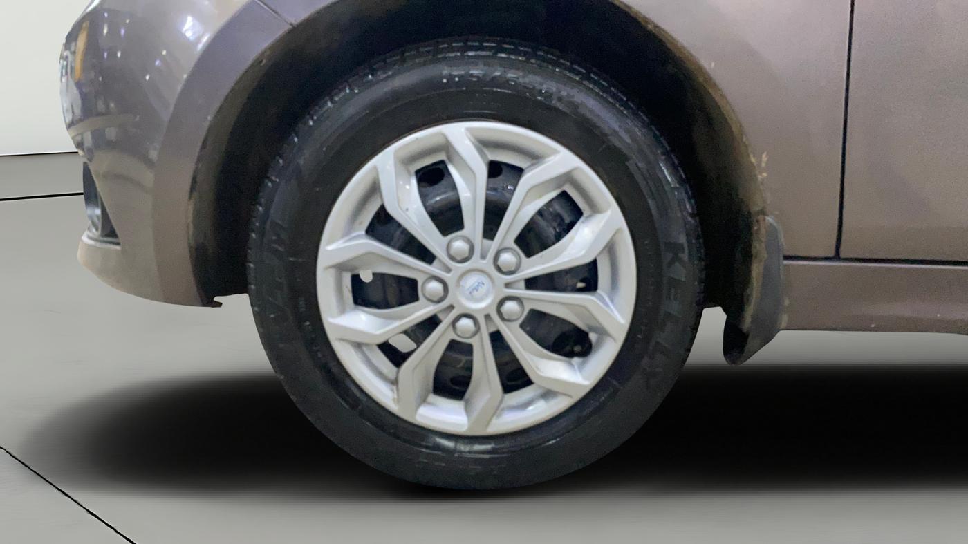2017 Tata TIGOR XT DIESEL, Diesel, Manual, 95,911 km, Left Front Wheel
