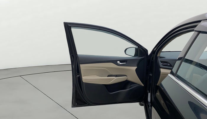 2022 Hyundai Verna SX (O)1.5 VTVT, Petrol, Manual, 36,787 km, LHS Front Door