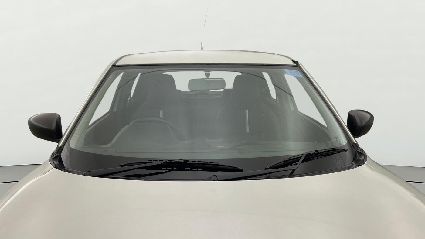 2018 Maruti Swift LXI, Petrol, Manual, 59,252 km, Front Windshield