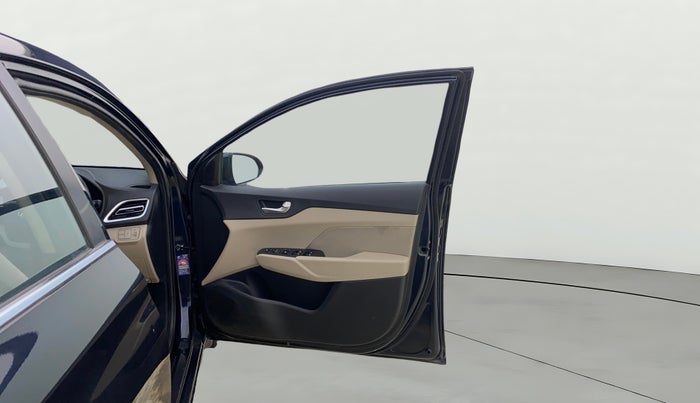 2021 Hyundai Verna SX 1.5 VTVT, Petrol, Manual, 87,837 km, RHS Front Door