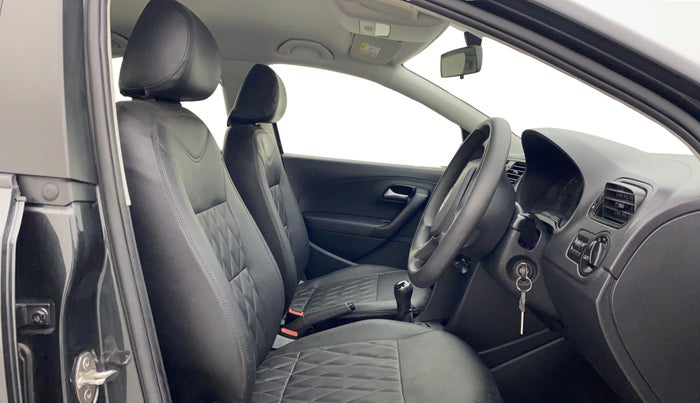 2021 Volkswagen Polo TRENDLINE 1.0L, Petrol, Manual, 30,437 km, Right Side Front Door Cabin