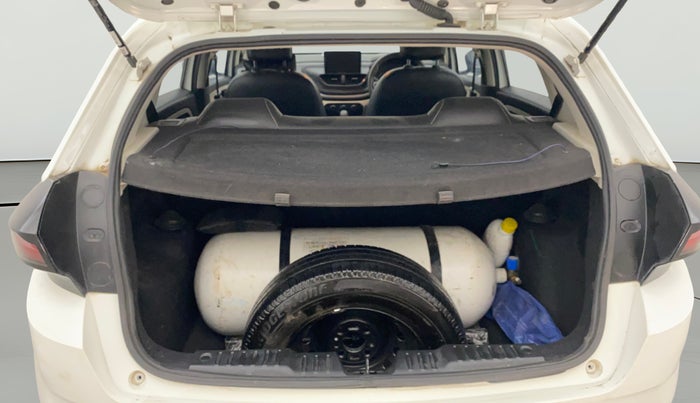 2021 Tata ALTROZ XE PETROL, CNG, Manual, 86,134 km, Boot Open Zoomed View