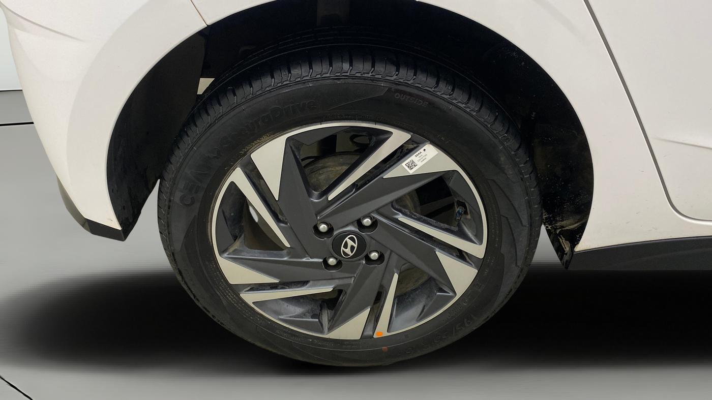 2023 Hyundai NEW I20 ASTA (O) 1.2 AT, Petrol, Automatic, 8,531 km, Right Rear Wheel