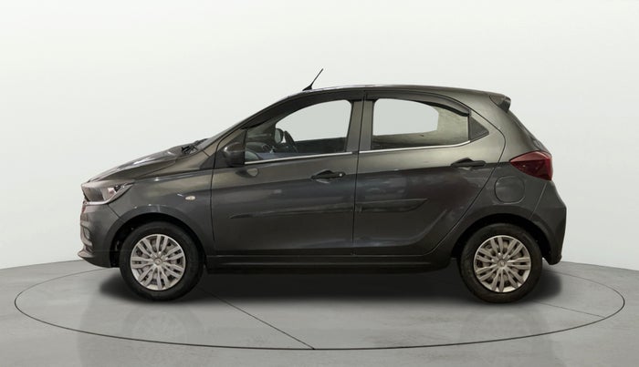 2020 Tata Tiago XE 1.2 REVOTRON, CNG, Manual, 83,130 km, Left Side