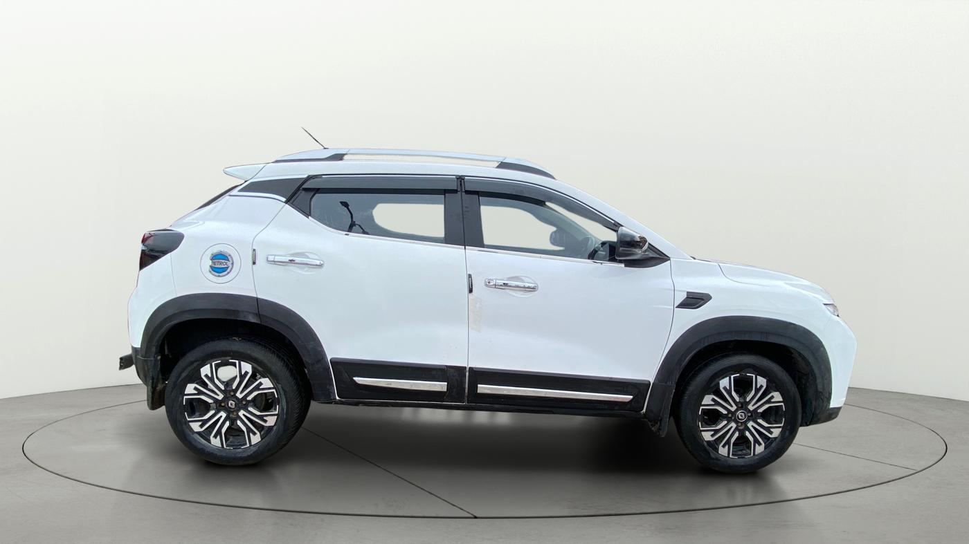 2021 Renault Kiger RXT (O) MT, Petrol, Manual, 44,451 km, Right Side View