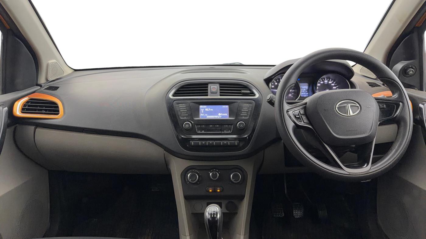 2018 Tata Tiago XZ PETROL, Petrol, Manual, 52,147 km, Dashboard