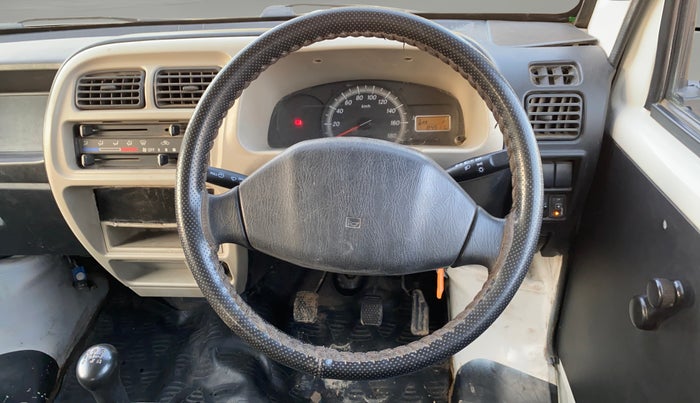 2019 Maruti Eeco 7 STR, CNG, Manual, 84,467 km, Steering Wheel Close Up
