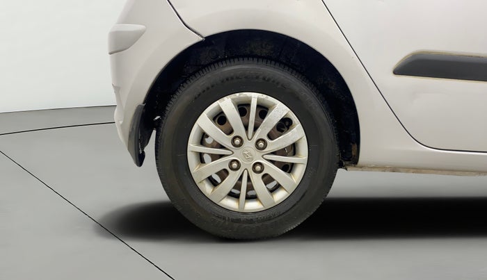 2015 Hyundai i10 SPORTZ 1.1 IRDE2, Petrol, Manual, 74,513 km, Right Rear Wheel