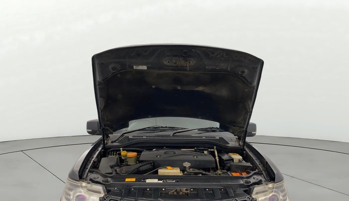 2019 Tata Safari Storme 2.2 VX 4X2, Diesel, Manual, 1,29,061 km, Open Bonet