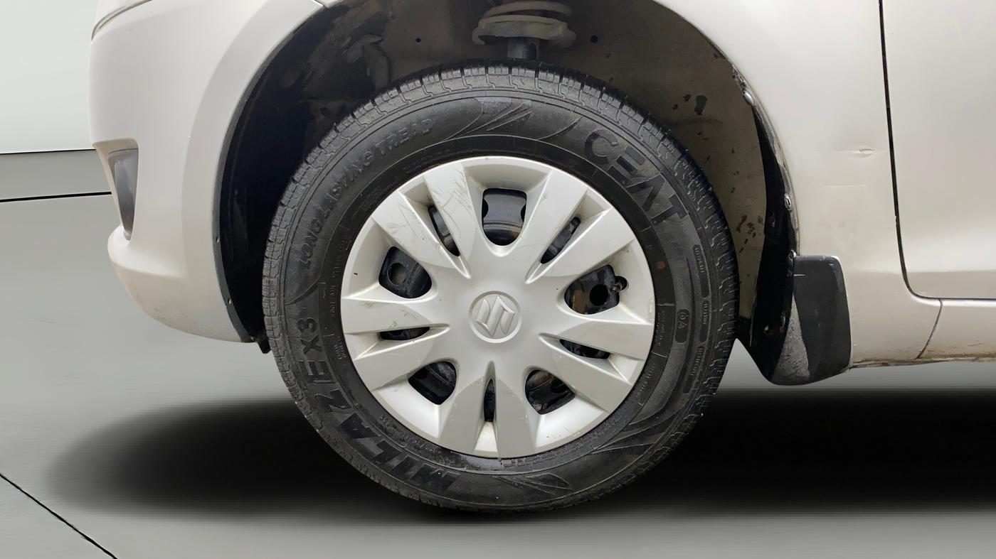 2014 Maruti Swift VXI, Petrol, Manual, 71,357 km, Left Front Wheel