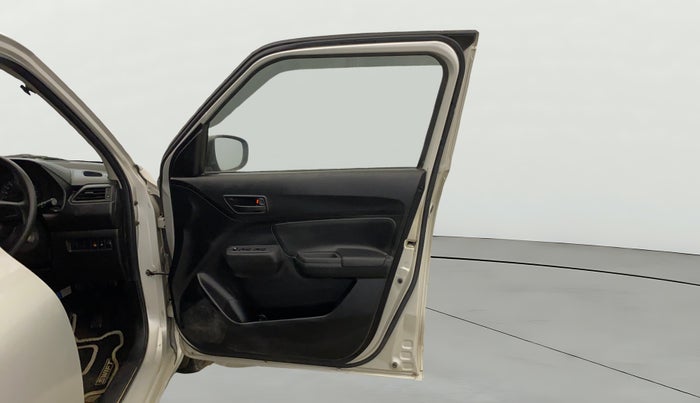 2019 Maruti Swift LXI, Petrol, Manual, 51,357 km, RHS Front Door