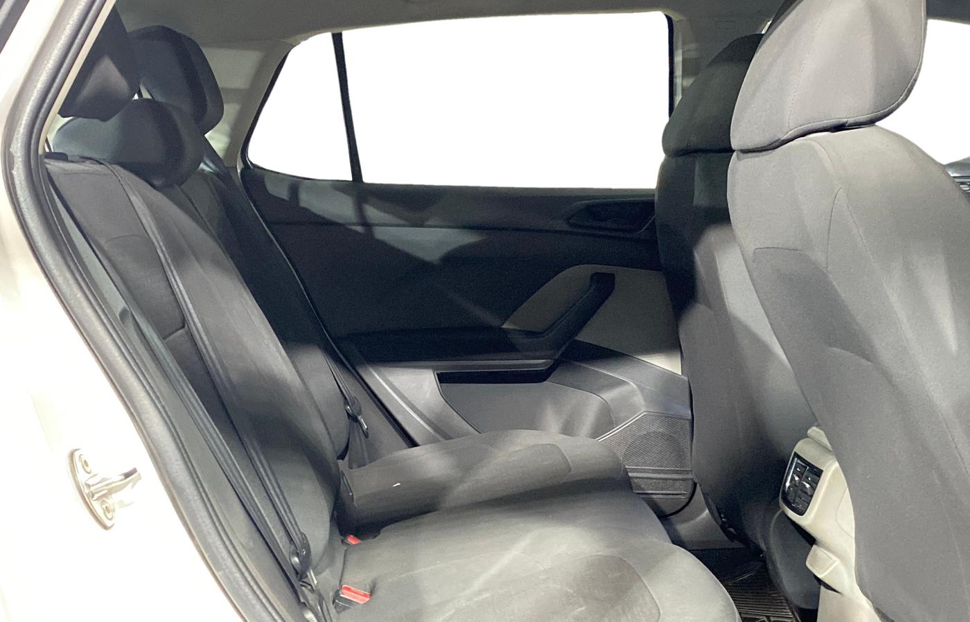 2022 Skoda KUSHAQ ACTIVE 1.0L TSI MT, Petrol, Manual, 28,539 km, Right Side Rear Door Cabin