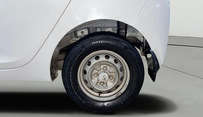 2013 Hyundai Eon ERA +, Petrol, Manual, 59,964 km, Left Rear Wheel